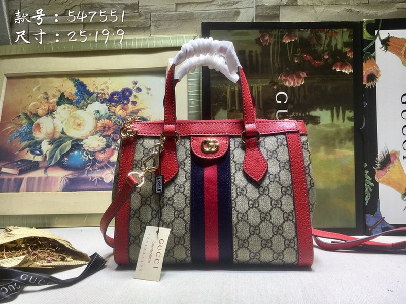 Gucci Handbags 875